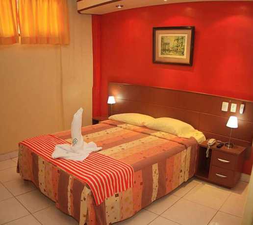 Imagen de la habitación del Hotel La Posada de Lobo and Suites. Foto 17