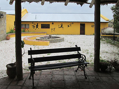 Imagen de los exteriores del Hotel La Posta del Qenti. Foto 8