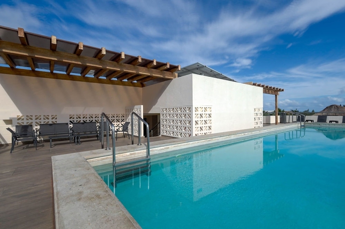 Imagen general del Hotel La Poza. Foto 1