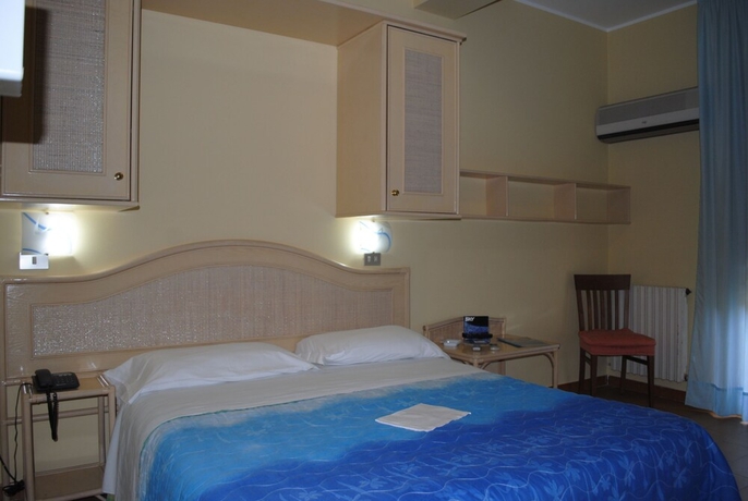 Imagen de la habitación del Hotel La Praia. Foto 10
