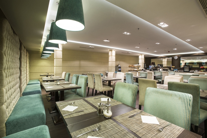 Imagen del bar/restaurante del Hotel La Prima Fashion. Foto 6