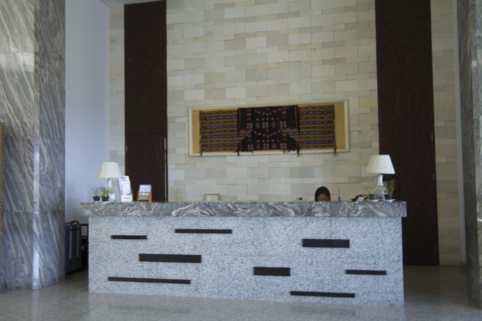 Imagen de los interiores del Hotel La Prima Flores. Foto 19