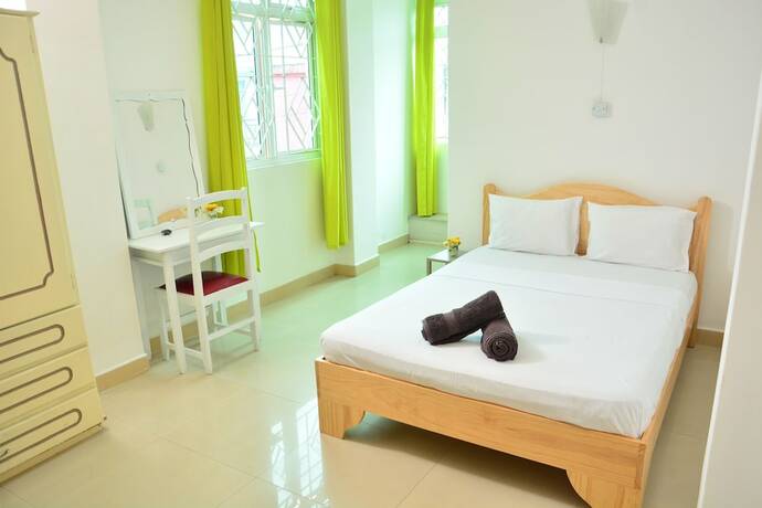 Imagen de la habitación del Hotel La Primerose. Foto 17