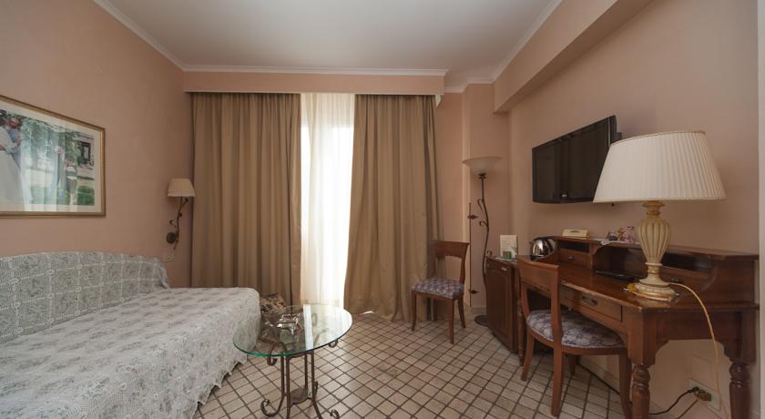 Imagen general del Hotel La Primula, Potenza. Foto 4
