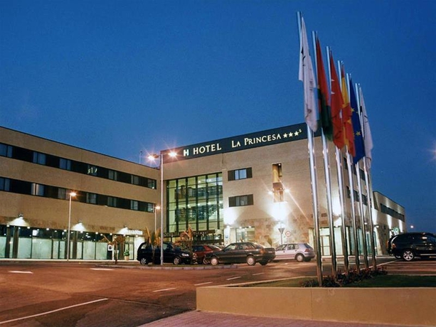 Imagen general del Hotel La Princesa, Alcorc&oacute;n. Foto 3