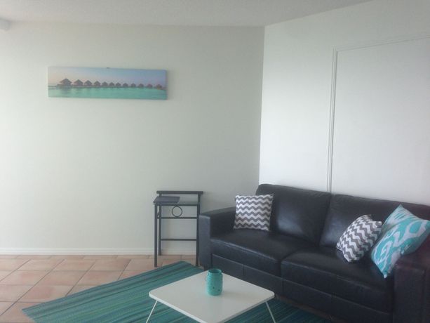 Imagen de la habitación del Hotel La Promenade. Foto 6