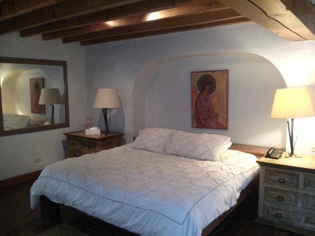 Imagen de la habitación del Hotel La Provence Restaurant and Boutique. Foto 12