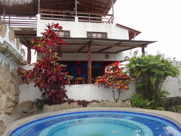 Imagen de la piscina del Hotel La Punta, Manglaralto. Foto 20