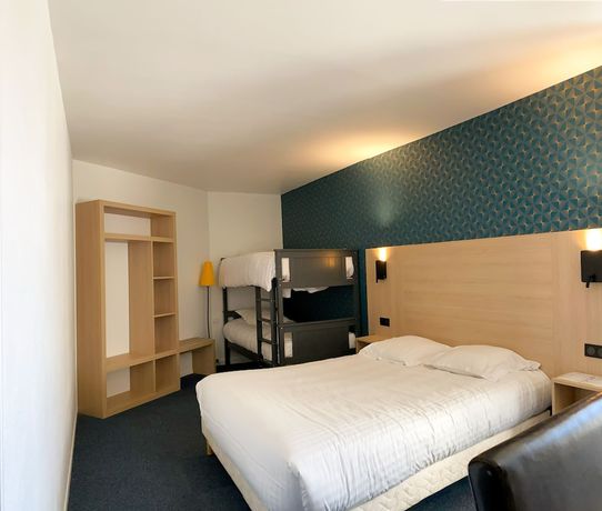 Imagen de la habitación del Hotel La Pyramide. Foto 3