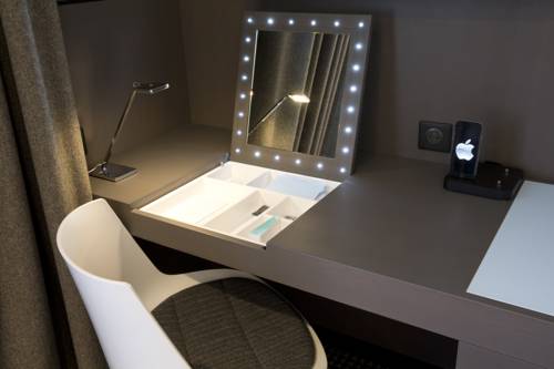 Imagen de la habitación del Hotel La Pyramide Patrick Henriroux. Foto 3