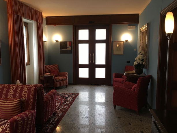 Imagen de los interiores del Hotel La Quartina. Foto 19