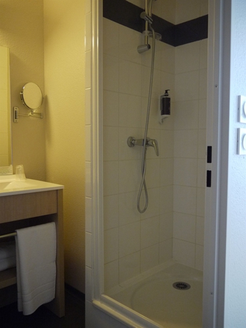 Imagen de la habitación del Hotel La Quietat. Foto 8