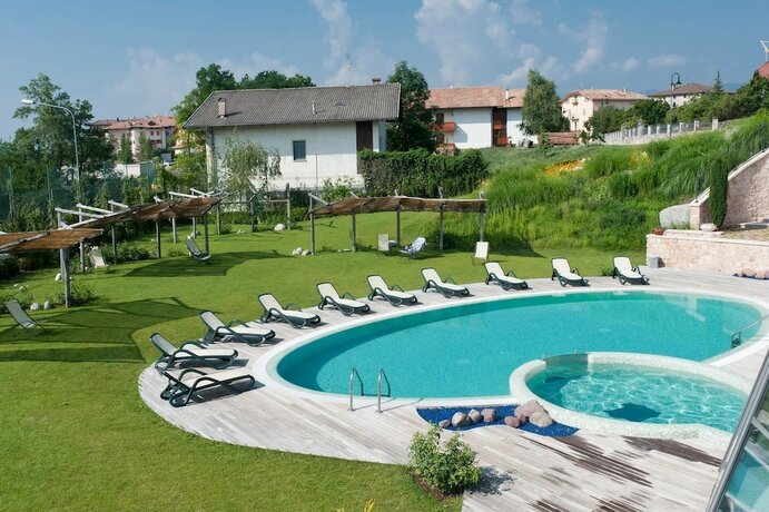 Imagen general del Hotel La Quiete Resort, Romeno. Foto 9