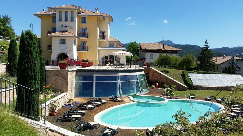 Imagen general del Hotel La Quiete Resort, Romeno. Foto 11
