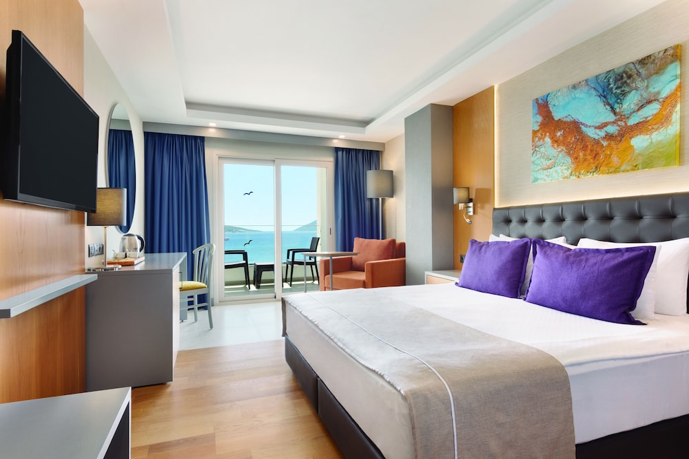 Imagen de la habitación del Hotel La Quinta By Wyndham Bodrum. Foto 10
