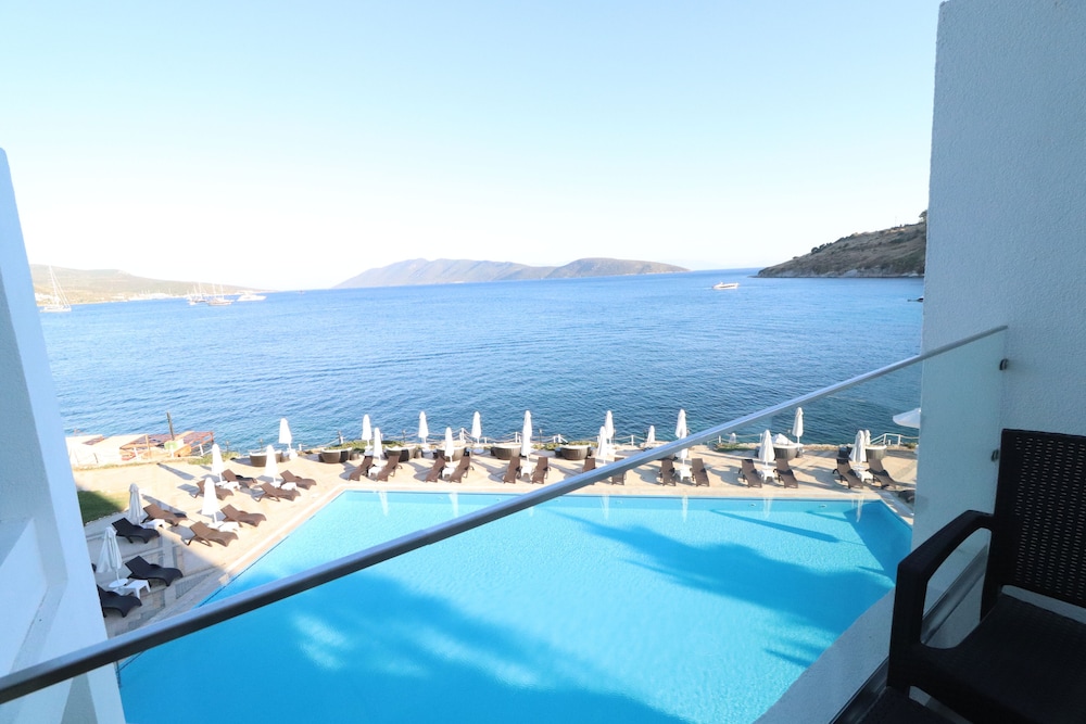 Imagen de la habitación del Hotel La Quinta By Wyndham Bodrum. Foto 17