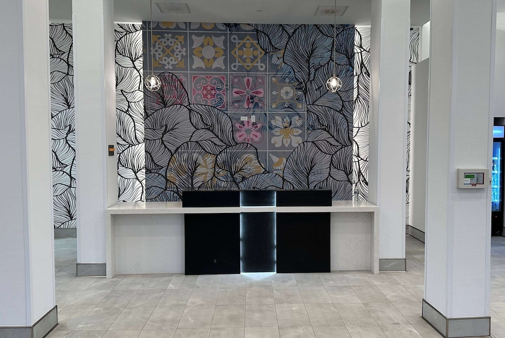 Imagen de los interiores del Hotel La Quinta By Wyndham Chicago O'hare Airport. Foto 16