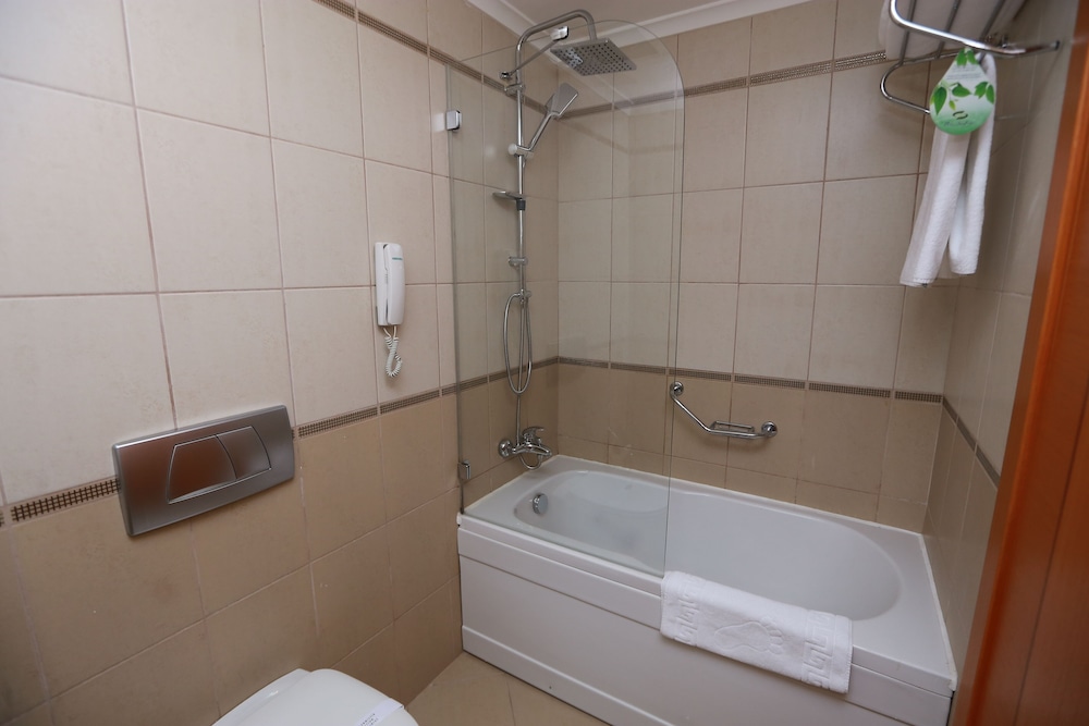 Imagen de la habitación del Hotel La Quinta By Wyndham Giresun. Foto 5