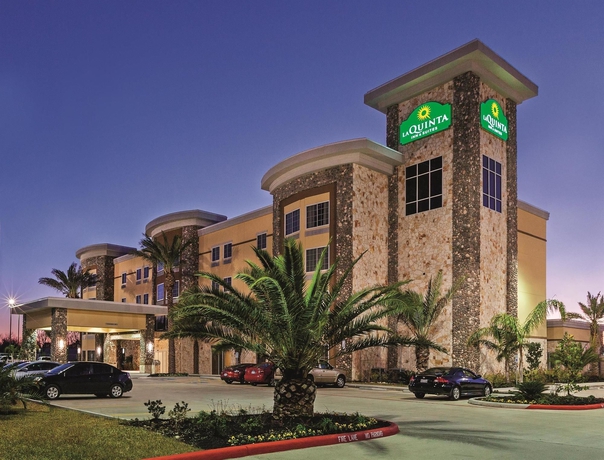Imagen de los exteriores del Hotel La Quinta By Wyndham Houston Willowbrook Vintage Park. Foto 12
