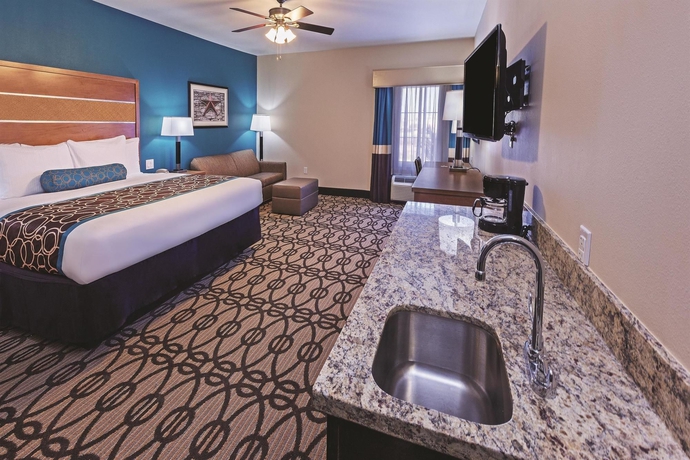 Imagen de la habitación del Hotel La Quinta By Wyndham Houston Willowbrook Vintage Park. Foto 8
