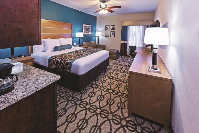 Imagen de la habitación del Hotel La Quinta By Wyndham Houston Willowbrook Vintage Park. Foto 9