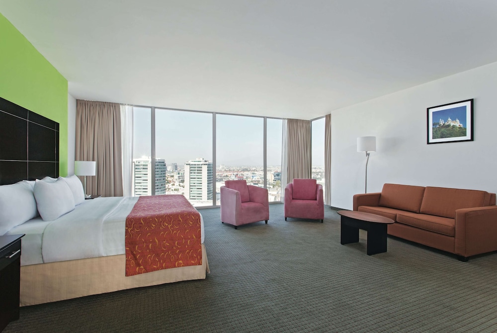 Imagen de la habitación del Hotel La Quinta By Wyndham Puebla Palmas Angelopolis. Foto 17
