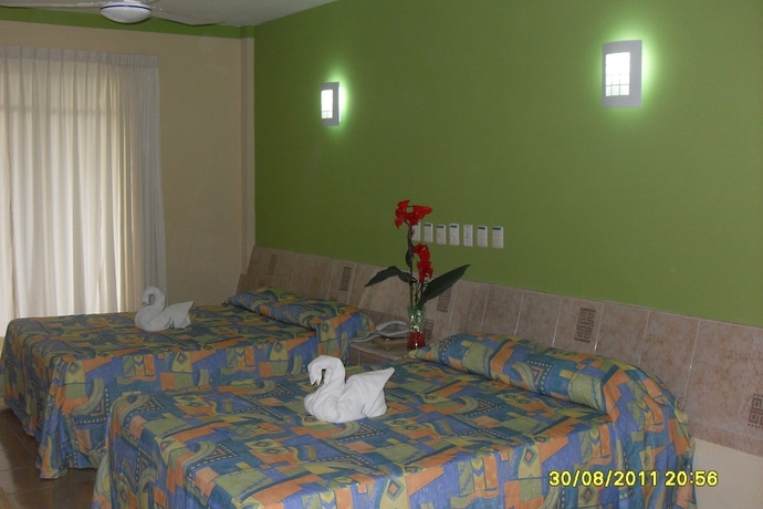 Imagen de la habitación del Hotel La Quinta Exxpres. Foto 5