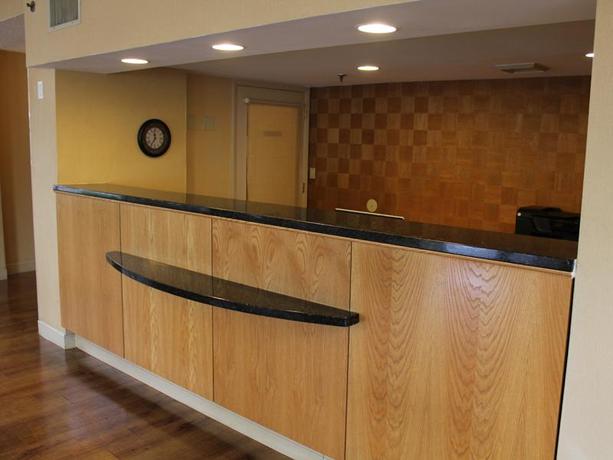 Imagen de los interiores del Hotel La Quinta I-95 Deerfield Beach. Foto 7