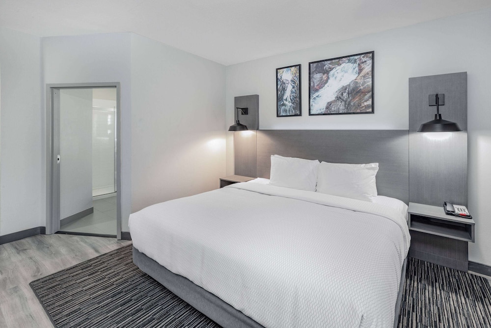 Imagen de la habitación del Hotel La Quinta Inn And Suites By Wyndham Ardmore. Foto 2