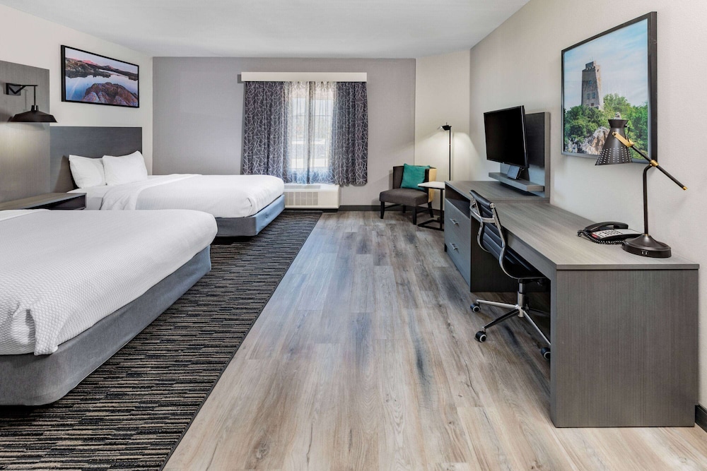 Imagen de la habitación del Hotel La Quinta Inn And Suites By Wyndham Ardmore. Foto 4