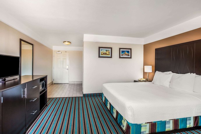 Imagen de la habitación del Hotel La Quinta Inn And Suites By Wyndham Bakersfield North. Foto 4