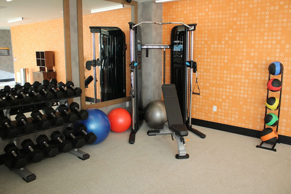 Imagen de los interiores del Hotel La Quinta Inn And Suites By Wyndham Bardstown. Foto 14