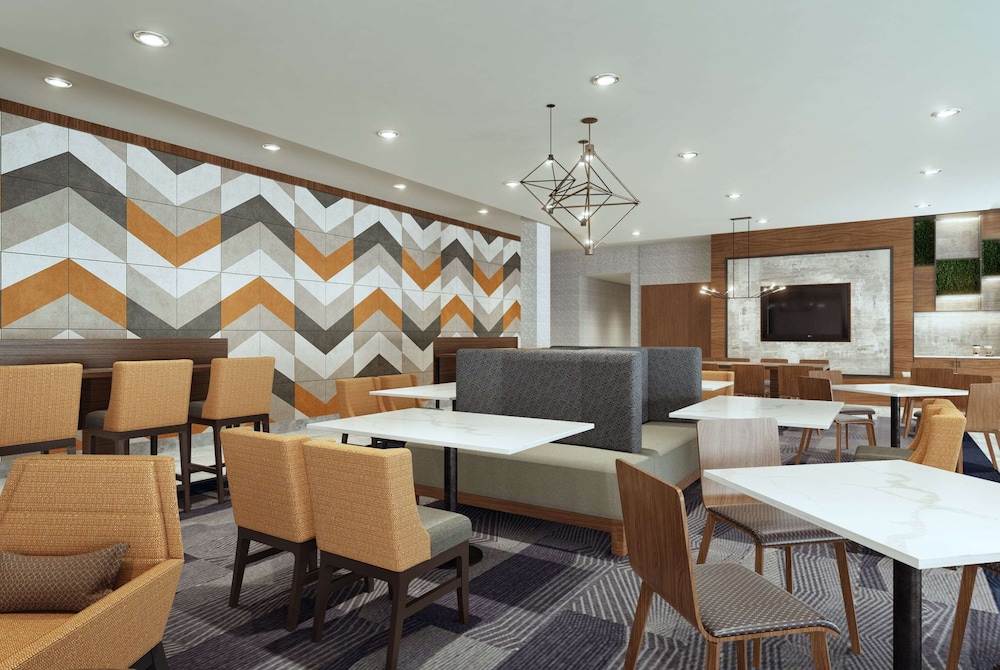 Imagen del bar/restaurante del Hotel La Quinta Inn And Suites By Wyndham Bardstown. Foto 3