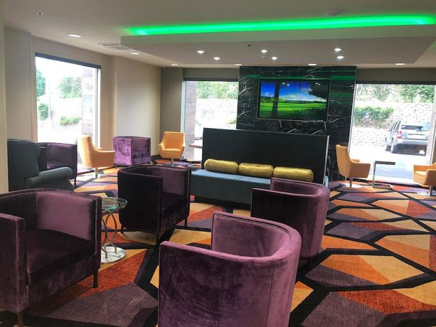 Imagen de los interiores del Hotel La Quinta Inn And Suites By Wyndham Branson. Foto 17