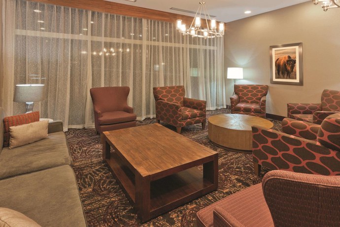 Imagen de los interiores del Hotel La Quinta Inn And Suites By Wyndham Butte. Foto 18