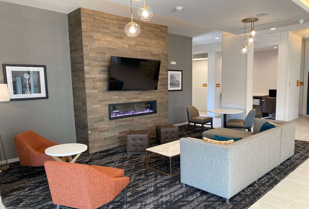 Imagen de los interiores del Hotel La Quinta Inn And Suites By Wyndham Centralia. Foto 15