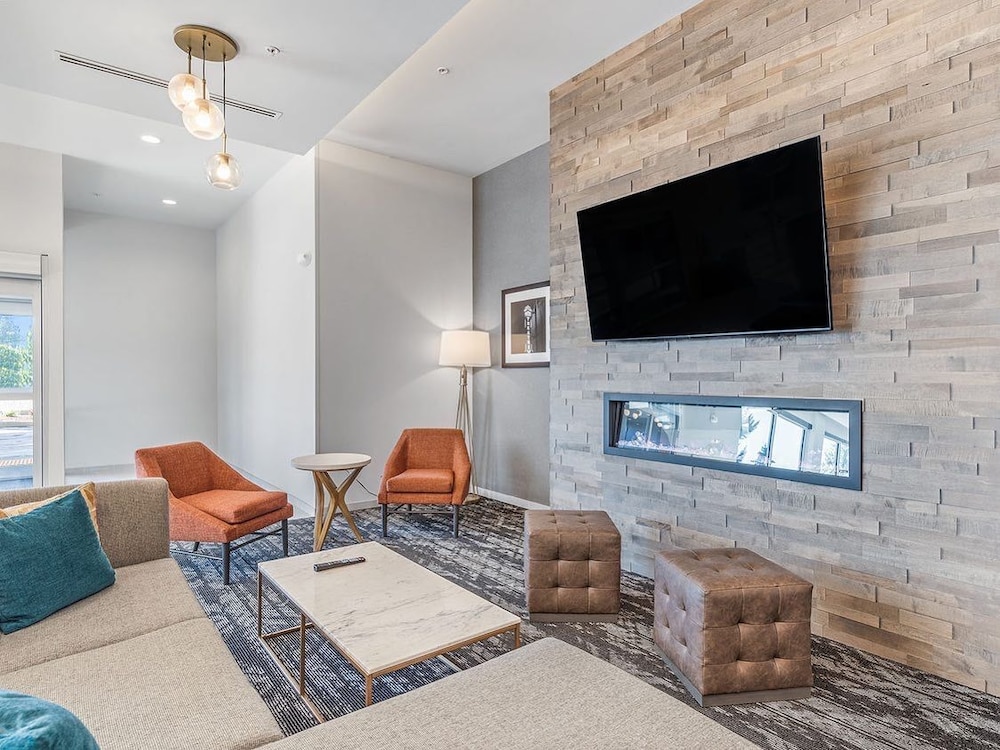 Imagen de los interiores del Hotel La Quinta Inn And Suites By Wyndham Centralia. Foto 17