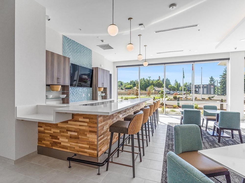 Imagen de los interiores del Hotel La Quinta Inn And Suites By Wyndham Centralia. Foto 20