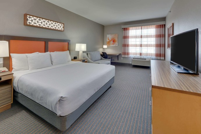 Imagen de la habitación del Hotel La Quinta Inn And Suites By Wyndham Dallas Love Field. Foto 9