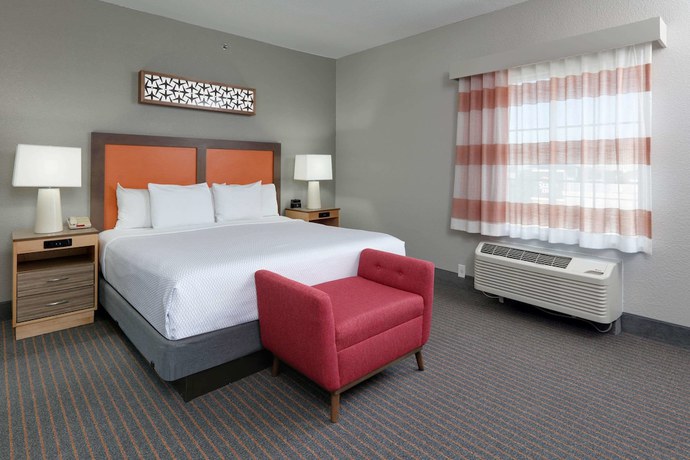 Imagen de la habitación del Hotel La Quinta Inn And Suites By Wyndham Dallas Love Field. Foto 12