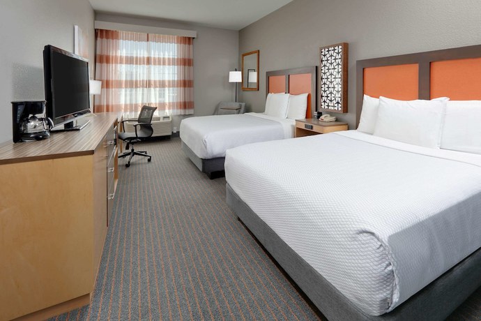 Imagen de la habitación del Hotel La Quinta Inn And Suites By Wyndham Dallas Love Field. Foto 17