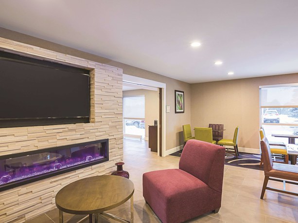 Imagen de los interiores del Hotel La Quinta Inn And Suites By Wyndham Detroit Utica. Foto 17