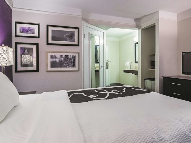 Imagen de la habitación del Hotel La Quinta Inn And Suites By Wyndham Detroit Utica. Foto 11