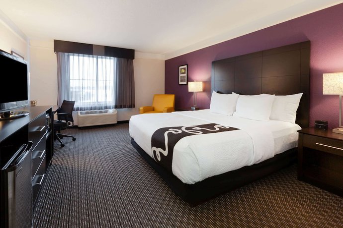 Imagen de la habitación del Hotel La Quinta Inn And Suites By Wyndham Detroit Utica. Foto 12