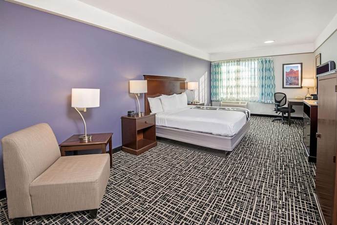 Imagen de la habitación del Hotel La Quinta Inn And Suites By Wyndham Dumas. Foto 2