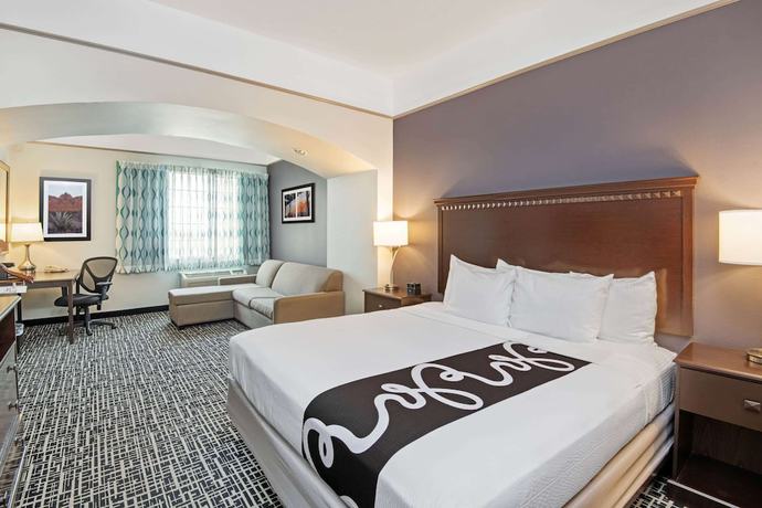 Imagen de la habitación del Hotel La Quinta Inn And Suites By Wyndham Dumas. Foto 3