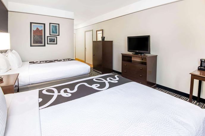 Imagen de la habitación del Hotel La Quinta Inn And Suites By Wyndham Dumas. Foto 14