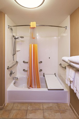 Imagen de la habitación del Hotel La Quinta Inn And Suites By Wyndham Edmond. Foto 12