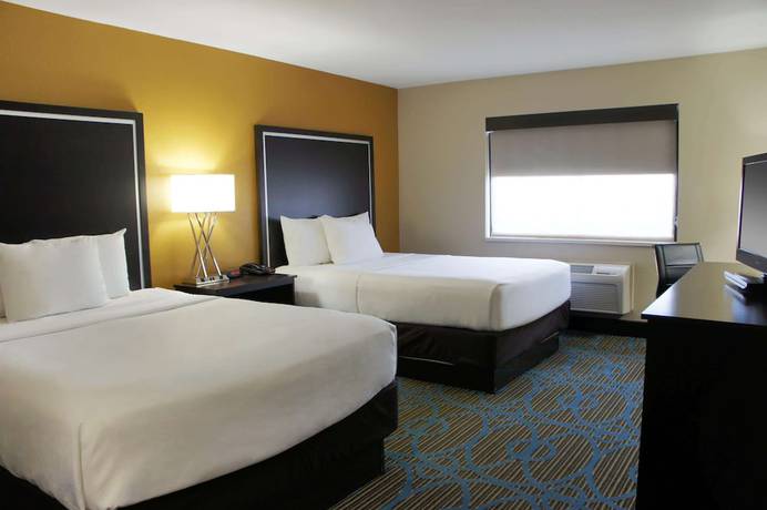 Imagen de la habitación del Hotel La Quinta Inn And Suites By Wyndham Emporia. Foto 6