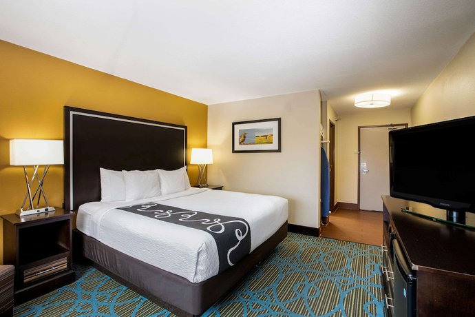 Imagen de la habitación del Hotel La Quinta Inn And Suites By Wyndham Emporia. Foto 7